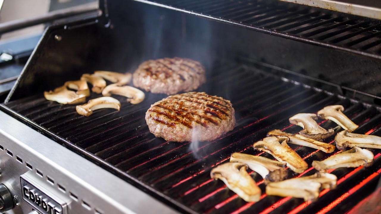 Coyote S-Series infrared sear zone perfectly grilling Beyond Burgers and king oyster mushroom scallops