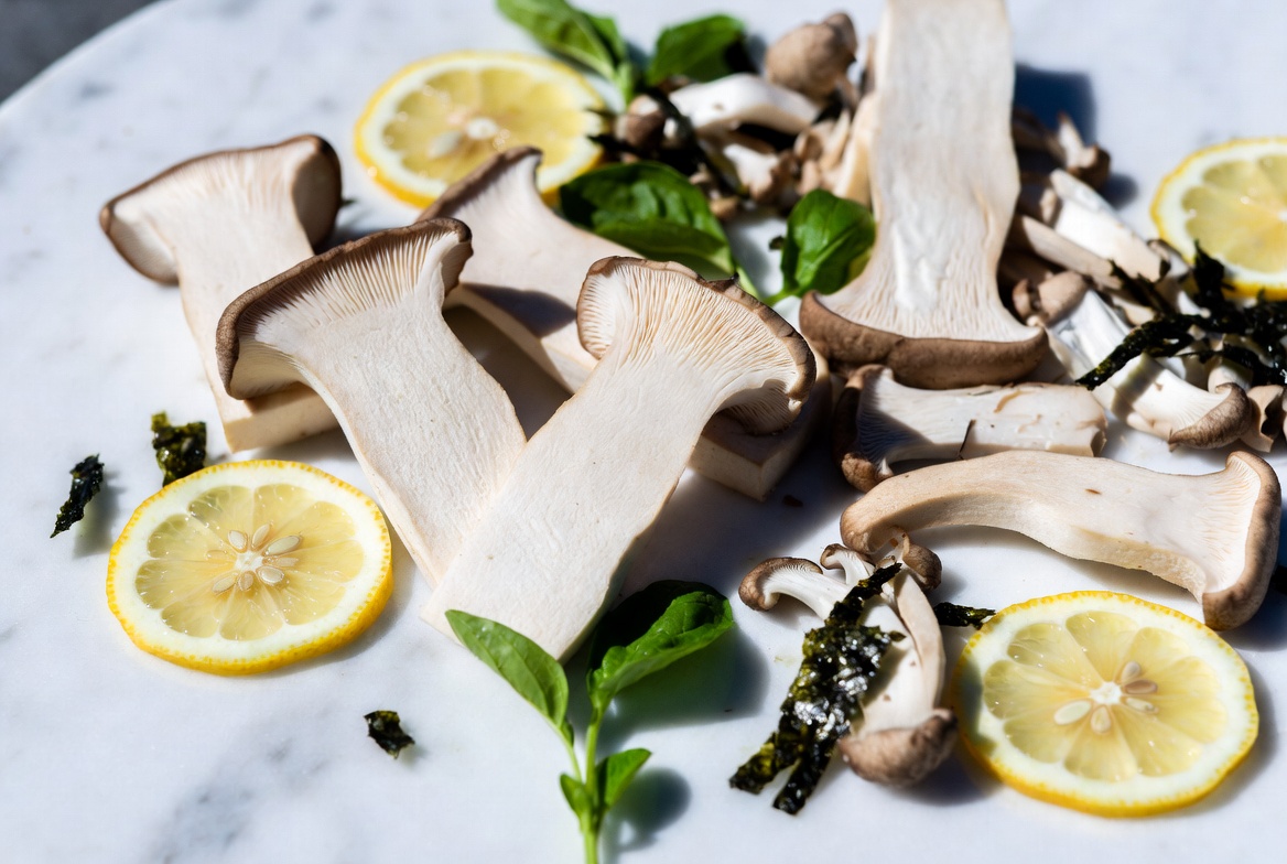 King oyster and seafood mushrooms showing natural texture and nutrition for vegan seafood substitutes