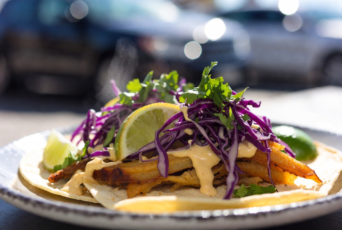 Banana blossom fish tacos with cabbage slaw, cilantro, lime and vegan remoulade – plant-based seafood