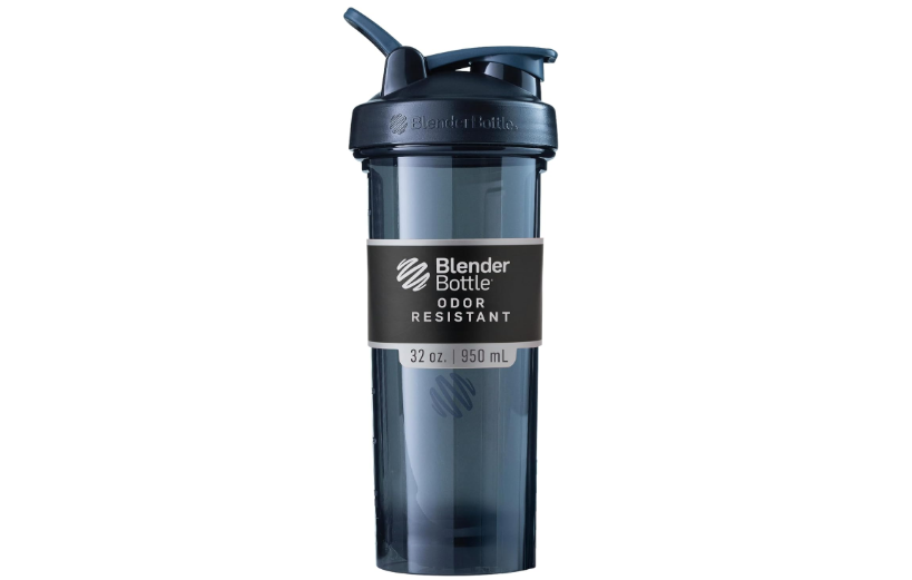 BlenderBottle Shaker Bottle Pro Series Perfect for Protein Shakes and Pre Workout, 32-Ounce, Black